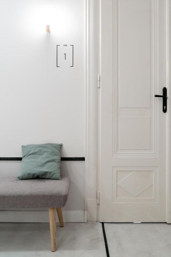Gellerico Apartments Deak Square Budapest Eksteriør bilde