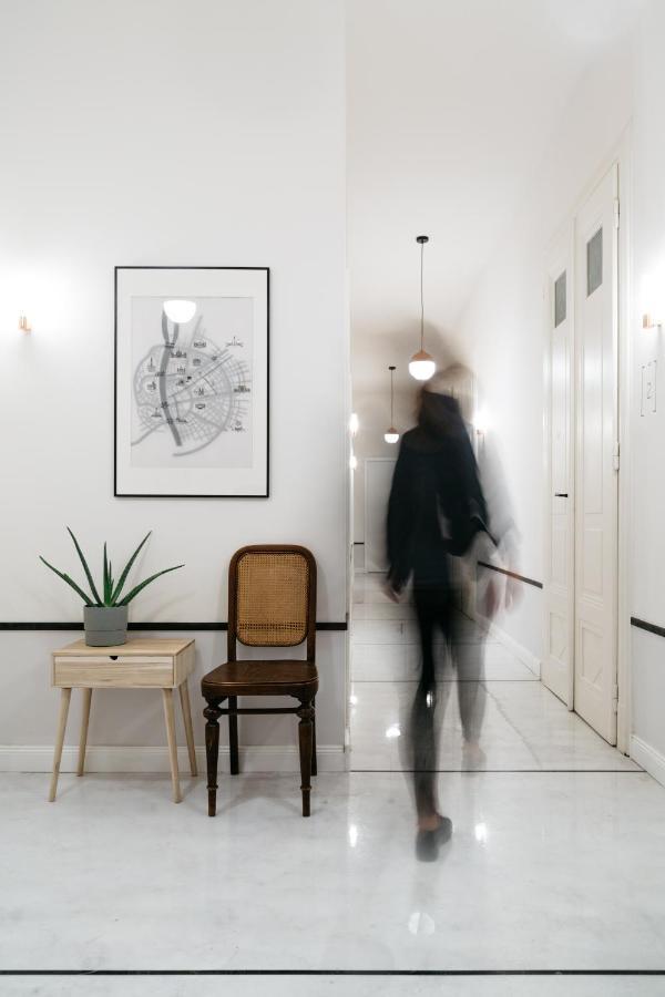 Gellerico Apartments Deak Square Budapest Eksteriør bilde