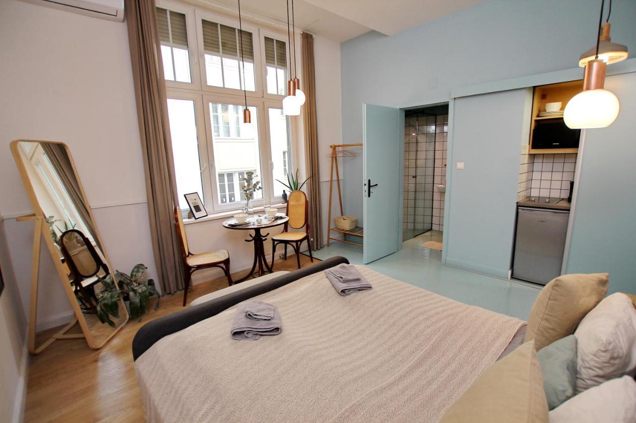Gellerico Apartments Deak Square Budapest Eksteriør bilde